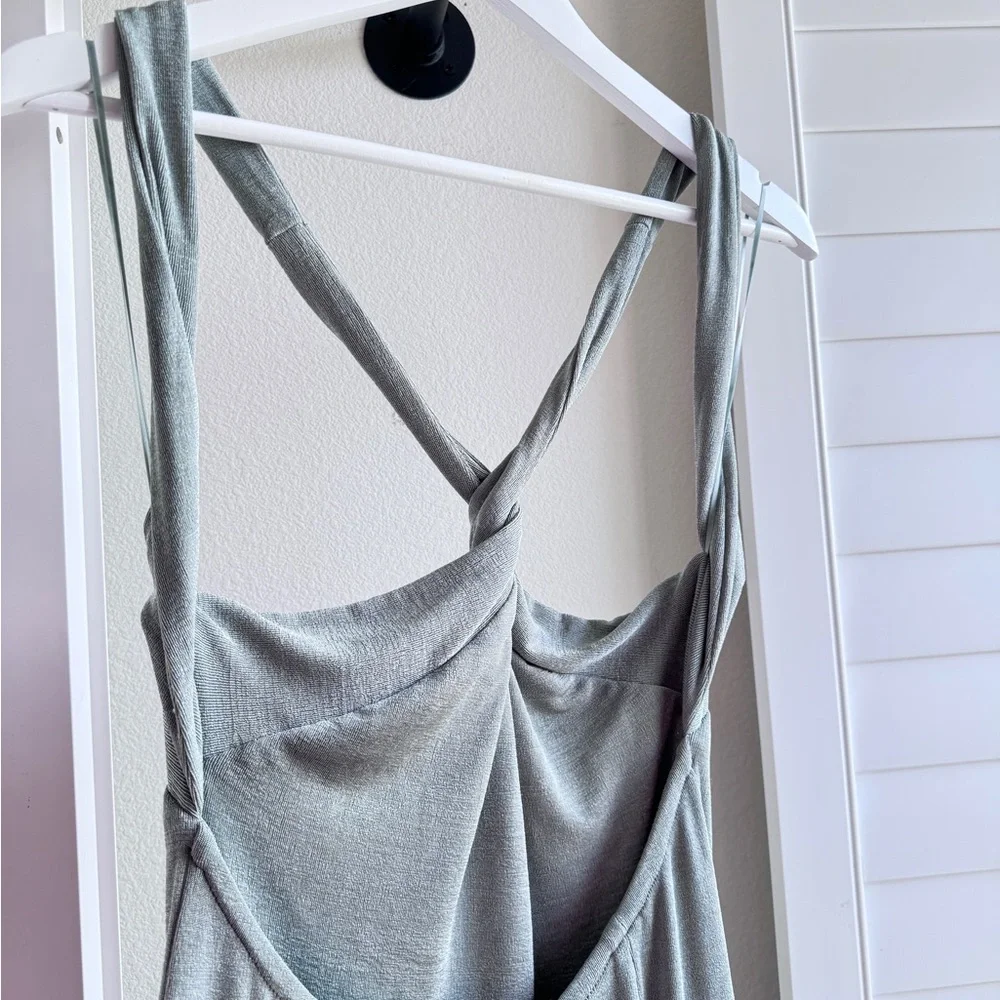 Stitch Fix: Lost + Wander Gray Sleeveless Top - Picture 8 of 11